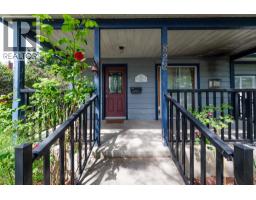 822 Lawrence Avenue, Kelowna, BC V1Y6L9 Photo 13