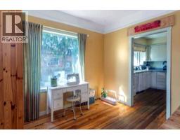 822 Lawrence Avenue, Kelowna, BC V1Y6L9 Photo 28