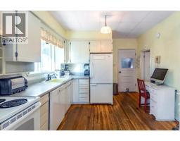 822 Lawrence Avenue, Kelowna, BC V1Y6L9 Photo 31