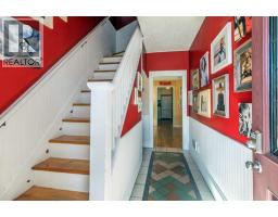822 Lawrence Avenue, Kelowna, BC V1Y6L9 Photo 17