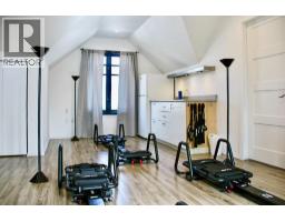 822 Lawrence Avenue, Kelowna, BC V1Y6L9 Photo 38