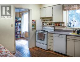 822 Lawrence Avenue, Kelowna, BC V1Y6L9 Photo 34