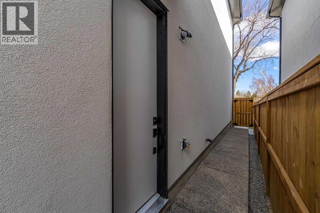 423 Hendon Drive NW - 41