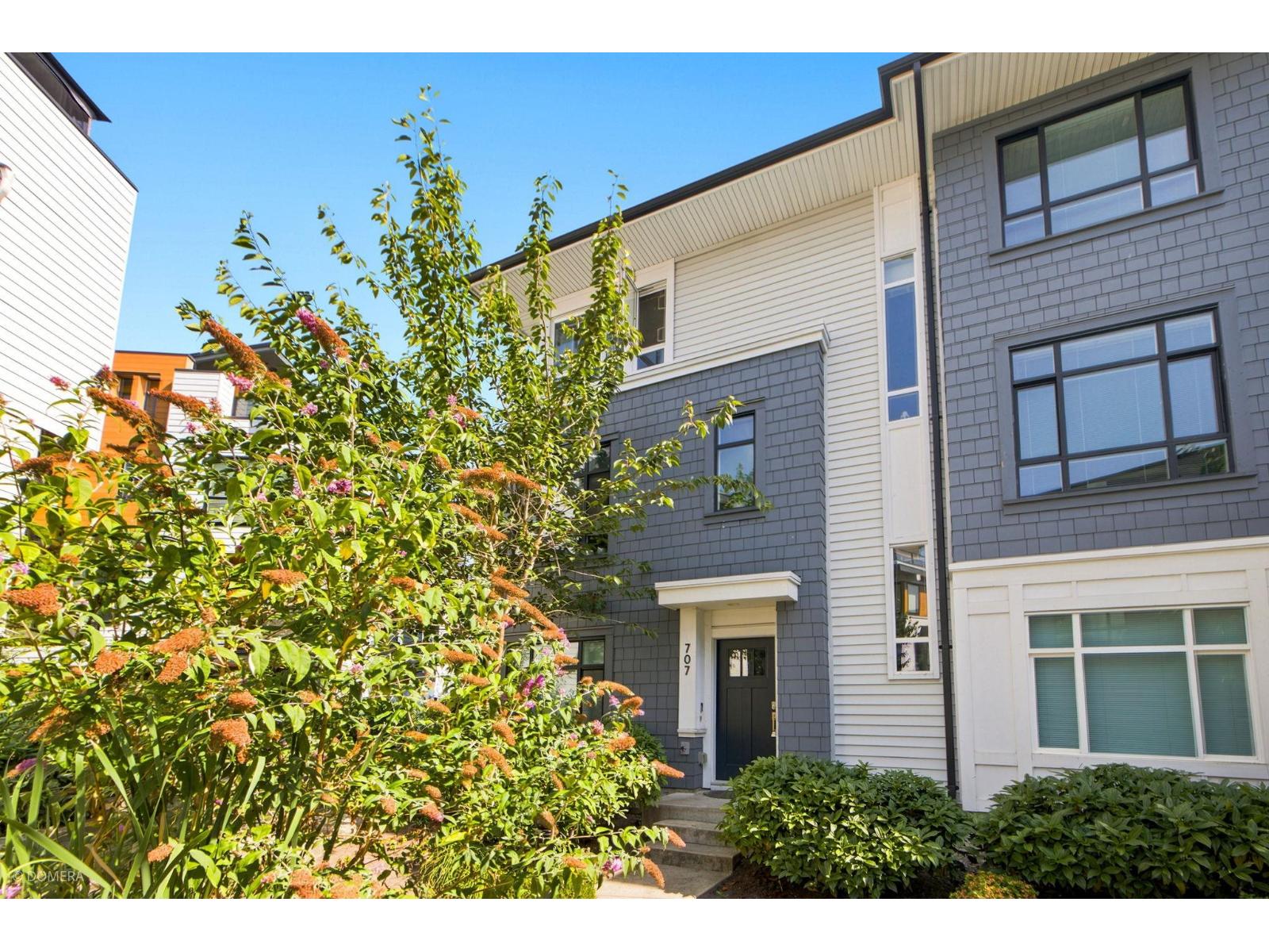 4 Bed, 3 Bath Apartment for Sale in Surrey – 707 16525 WATSON DRIVE, Surrey – MLS# R3148825 - Image 2