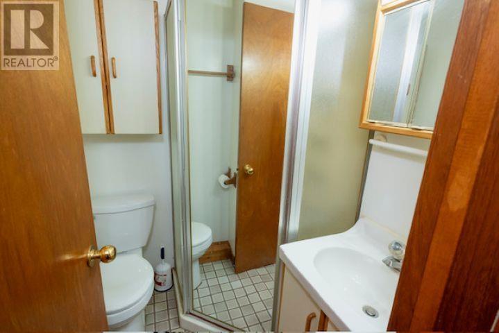 2608 Ridgeway Street E - 13