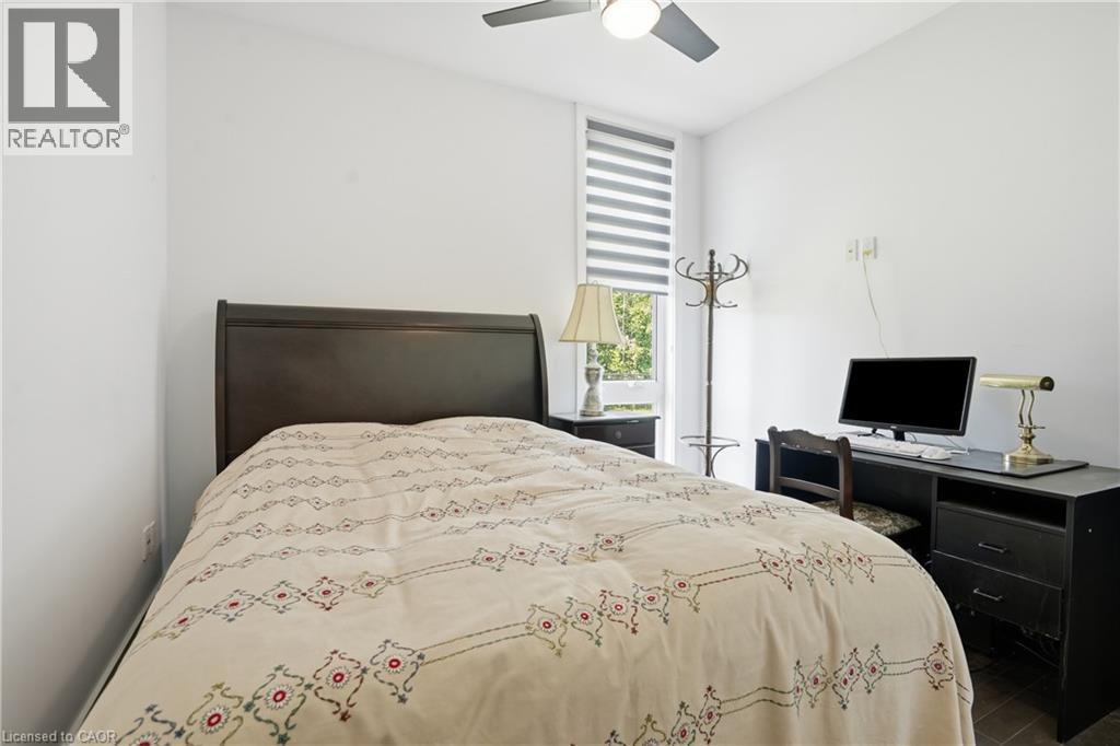 888 EDGEMERE Road - 13