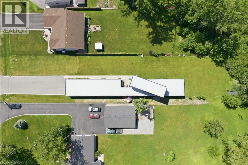 888 EDGEMERE Road - 30