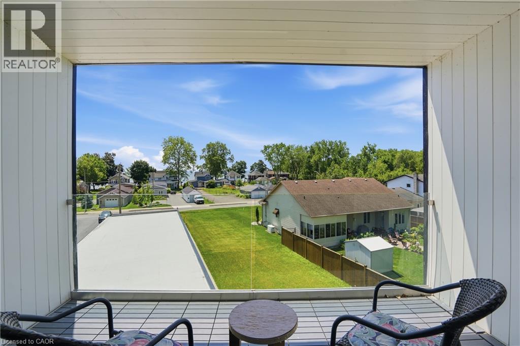 888 EDGEMERE Road - 23