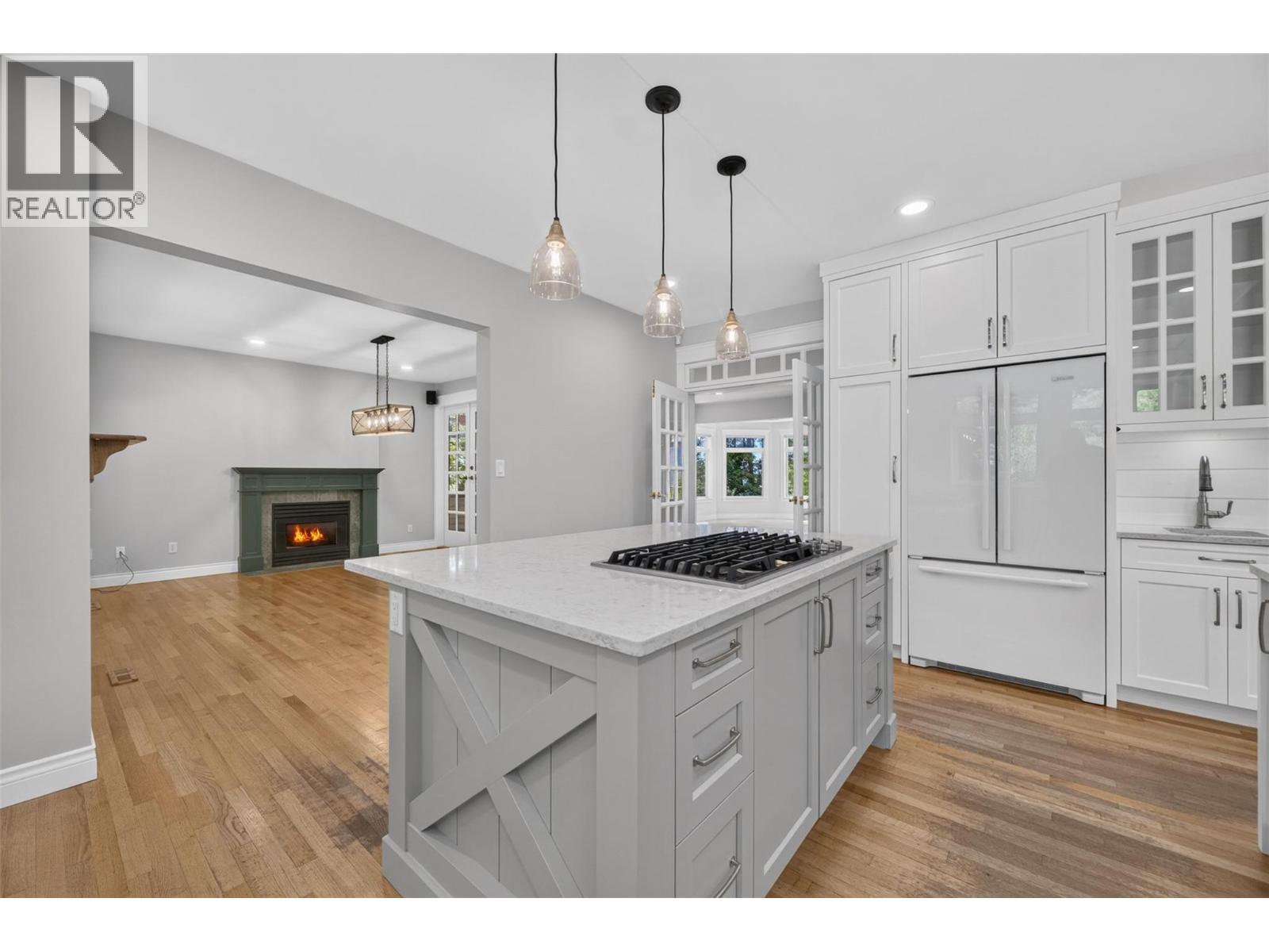 4940 16 Street NE - 15