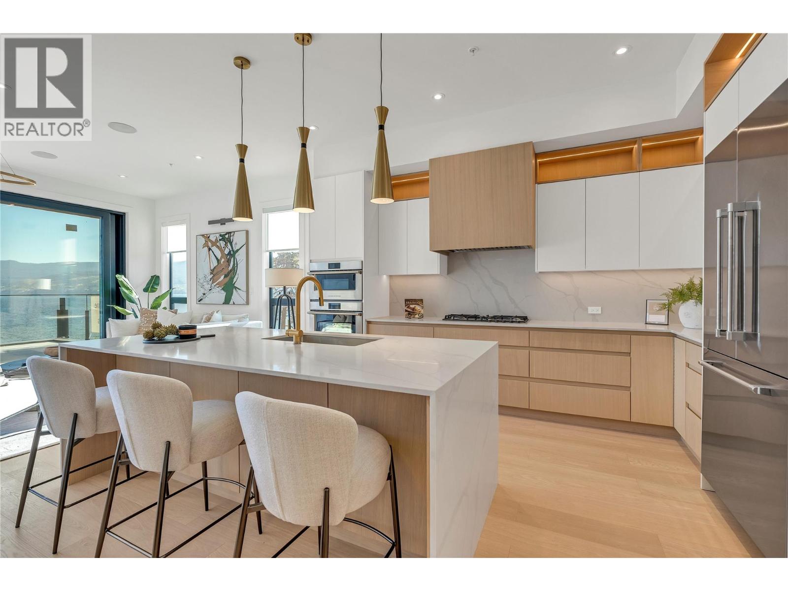 #401 602 Lakeshore Drive - 15