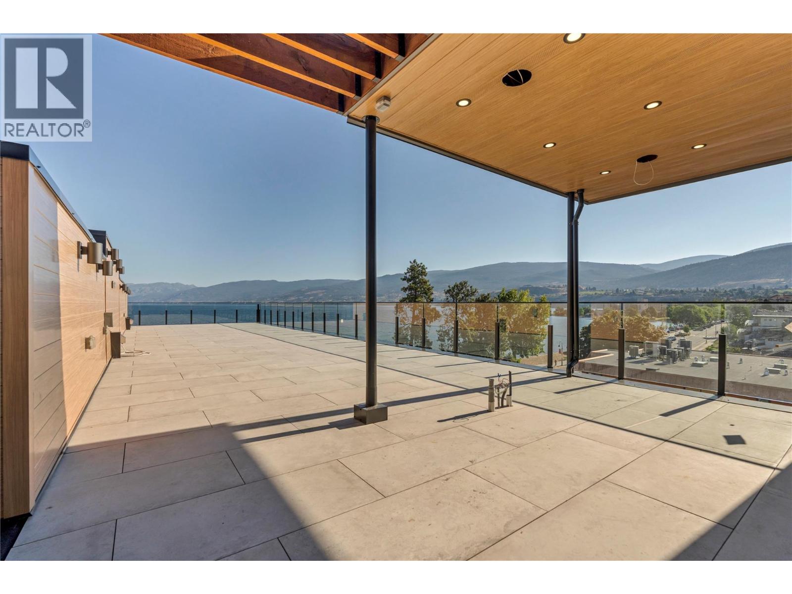 #401 602 Lakeshore Drive - 35