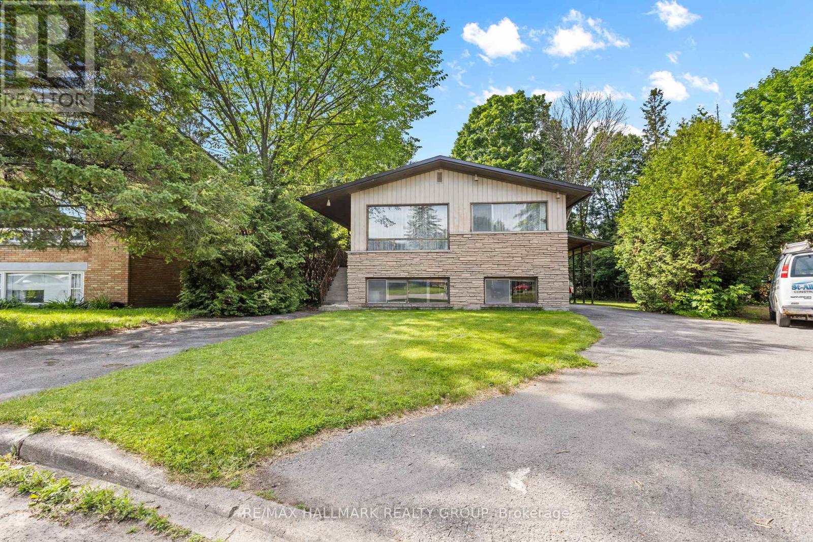 492 VERNON AVENUE - 2