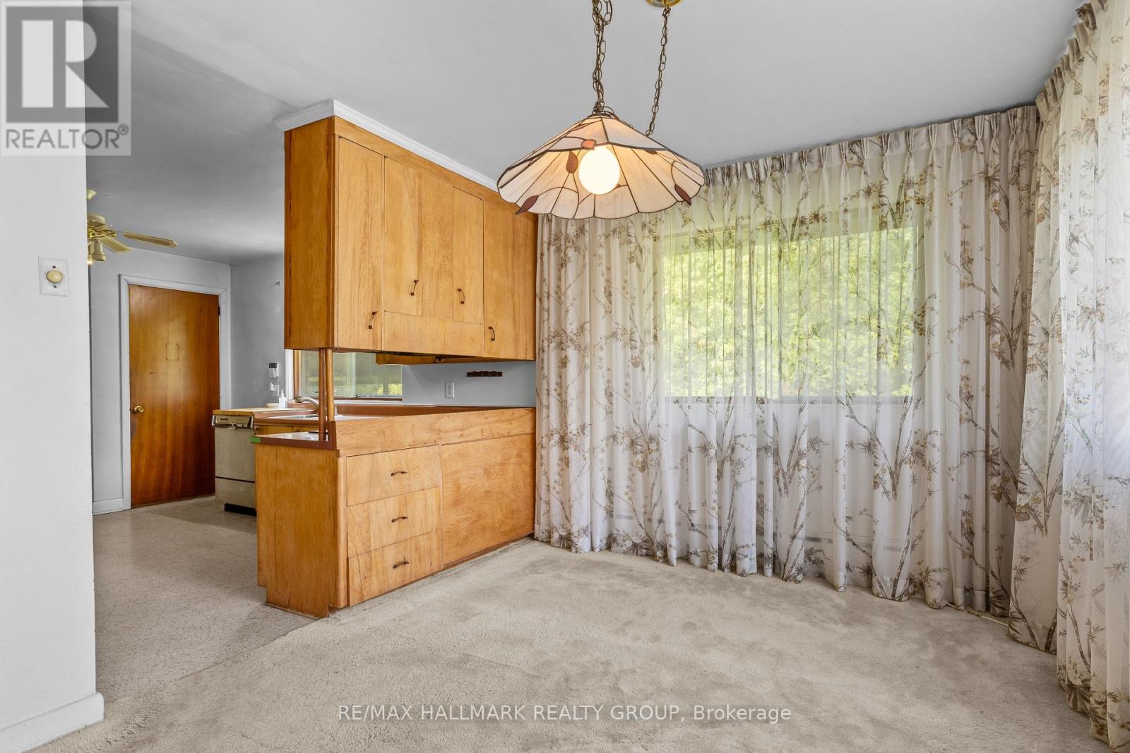 492 VERNON AVENUE - 5