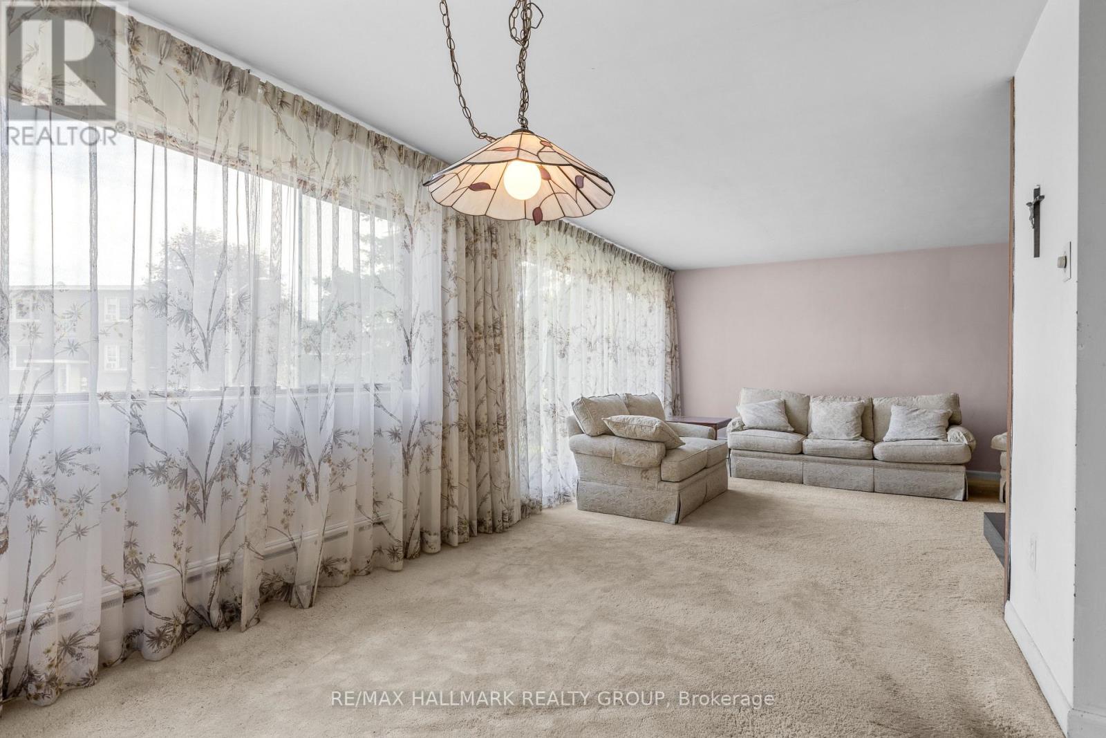 492 VERNON AVENUE - 7