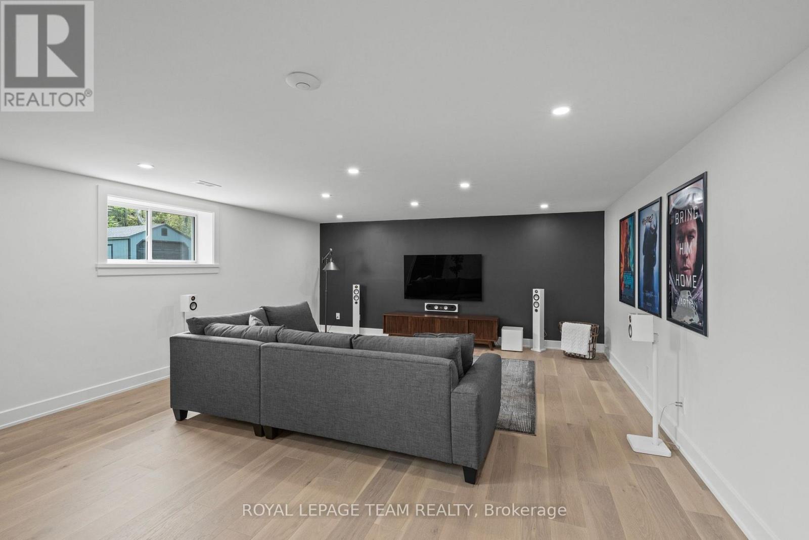 176 COUNTRY MEADOW DRIVE - Image 34