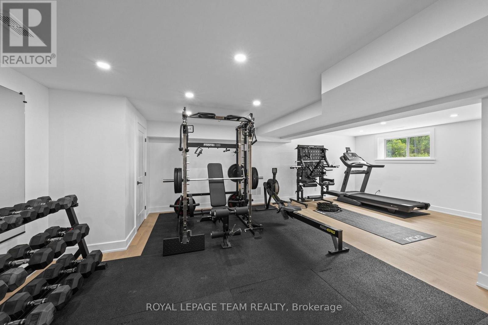 176 COUNTRY MEADOW DRIVE - Image 38