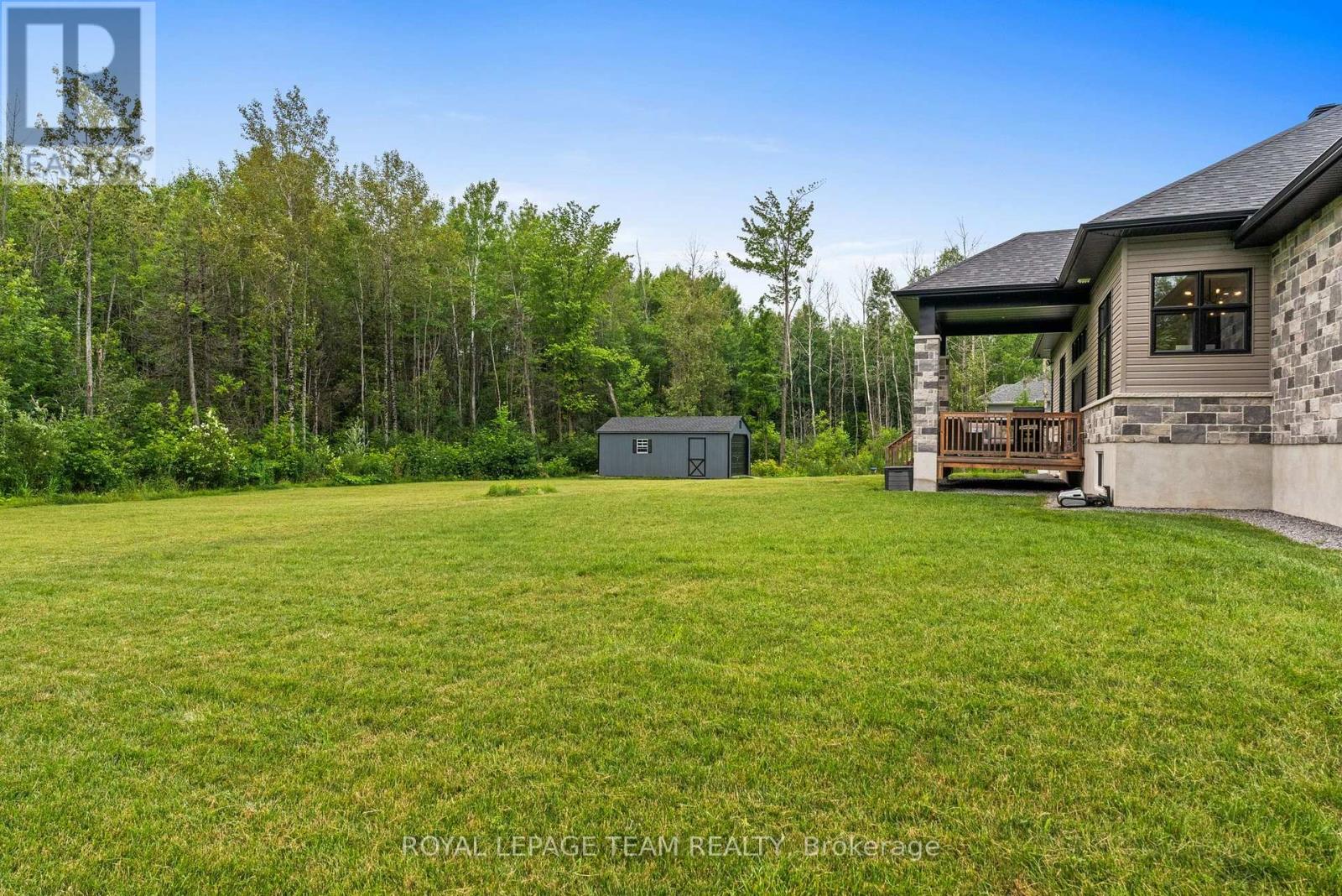 176 COUNTRY MEADOW DRIVE - Image 44