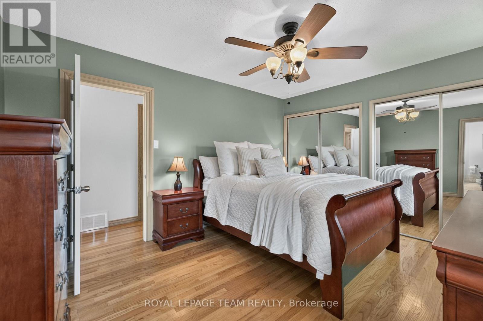 9 LAURENTIDE ROAD - Image 24
