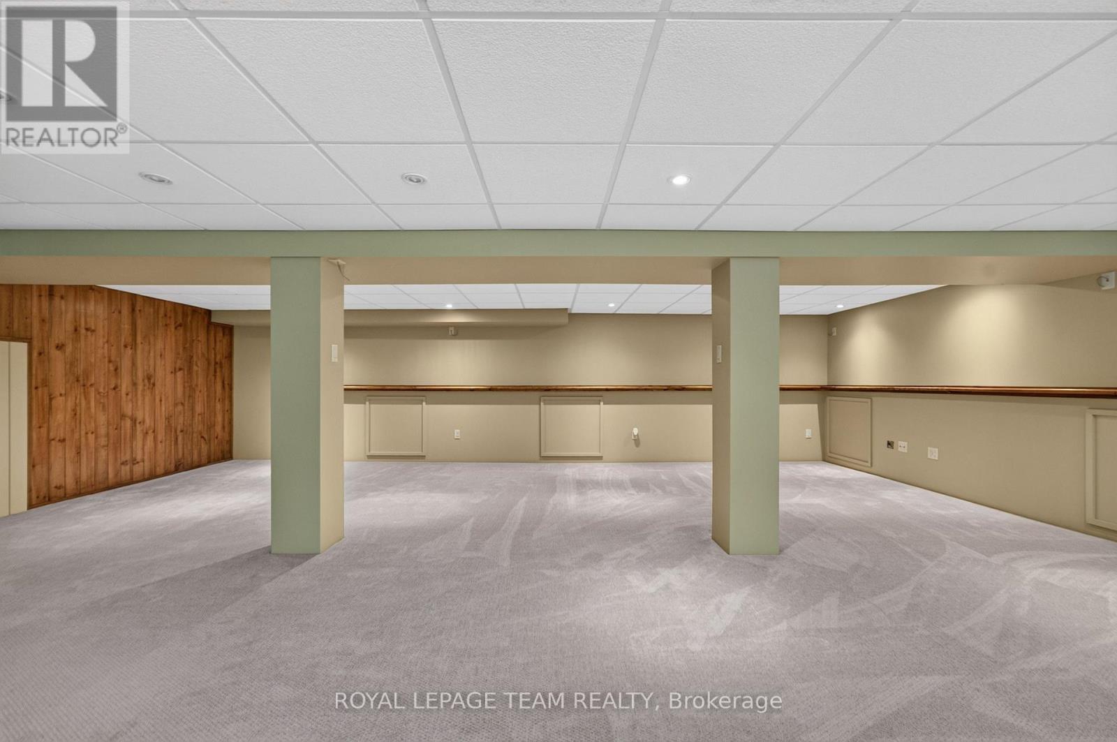 9 LAURENTIDE ROAD - Image 35