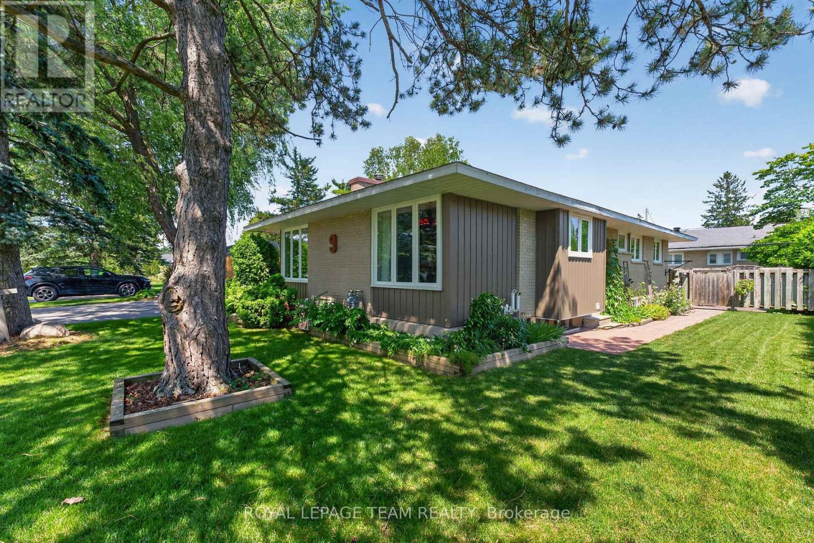 9 LAURENTIDE ROAD - Image 46