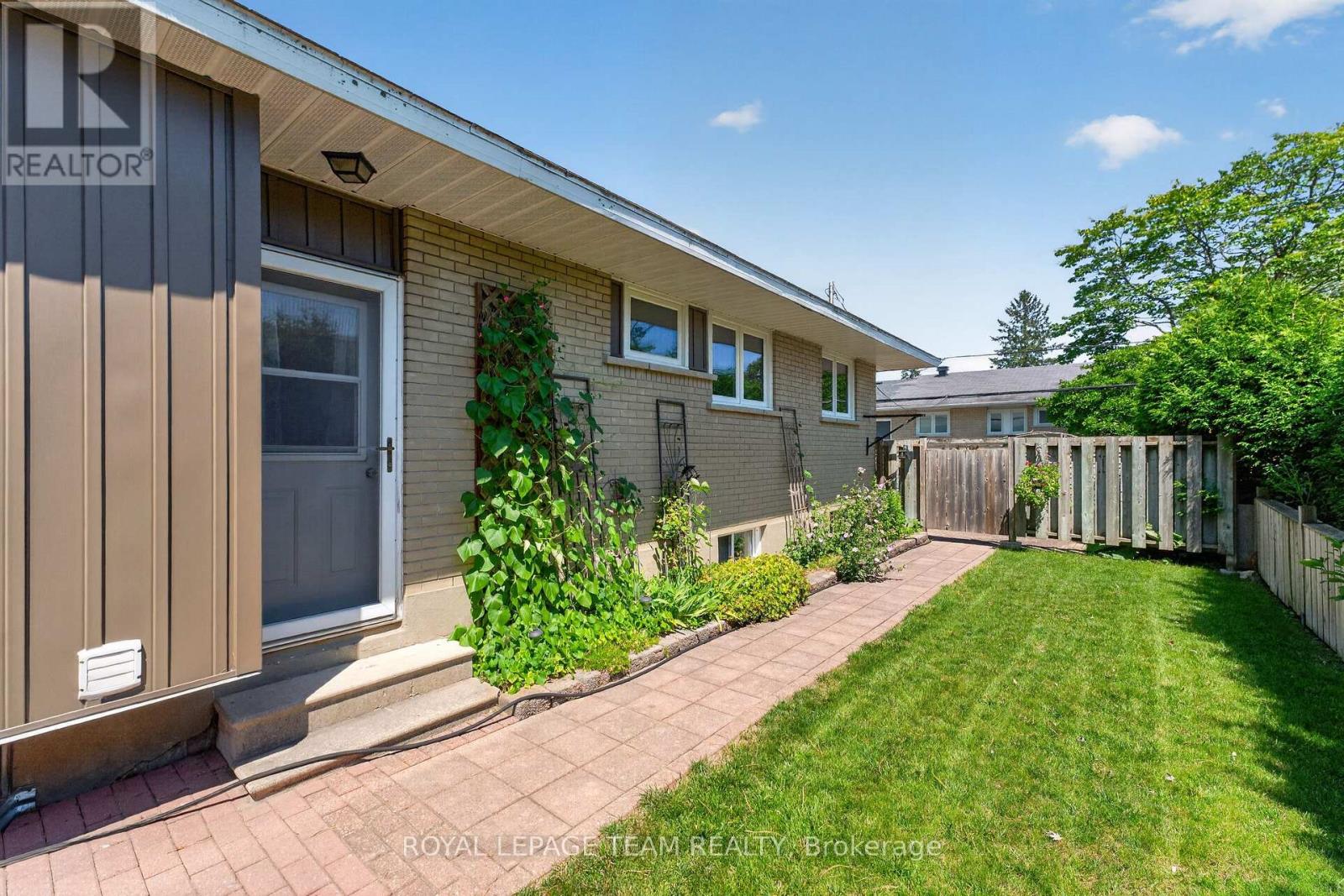 9 LAURENTIDE ROAD - Image 47