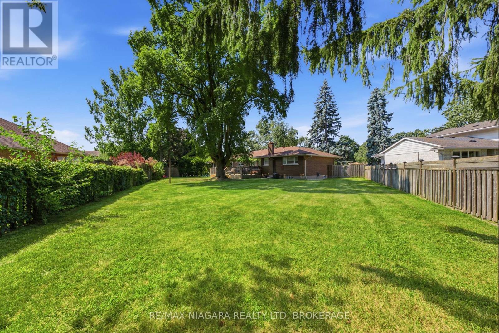 3374 MARLIN COURT - 24