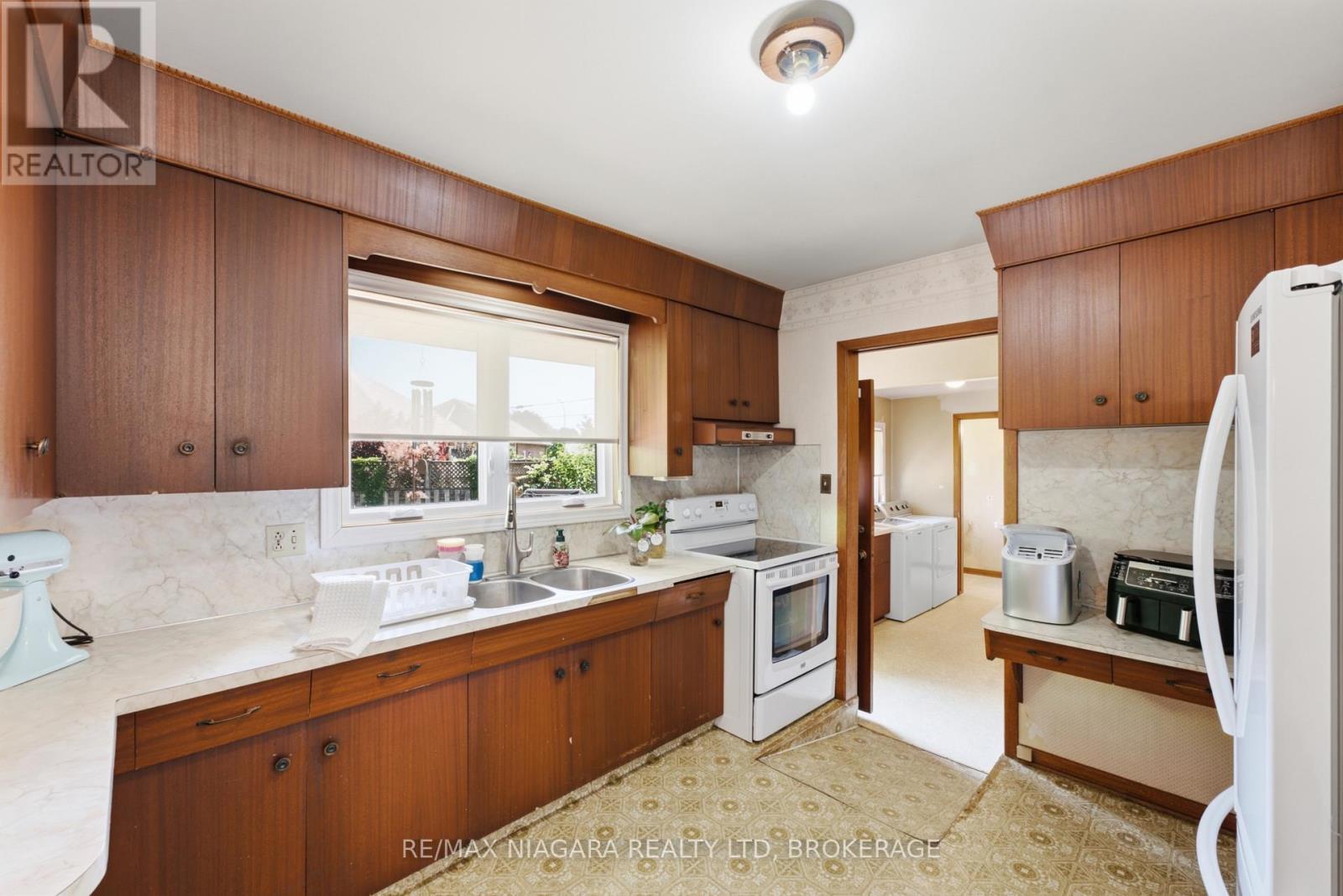 3374 MARLIN COURT - Image 8