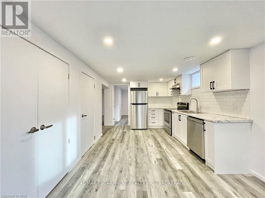 76 MARC BOULEVARD - 25