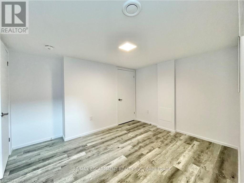 76 MARC BOULEVARD - 31