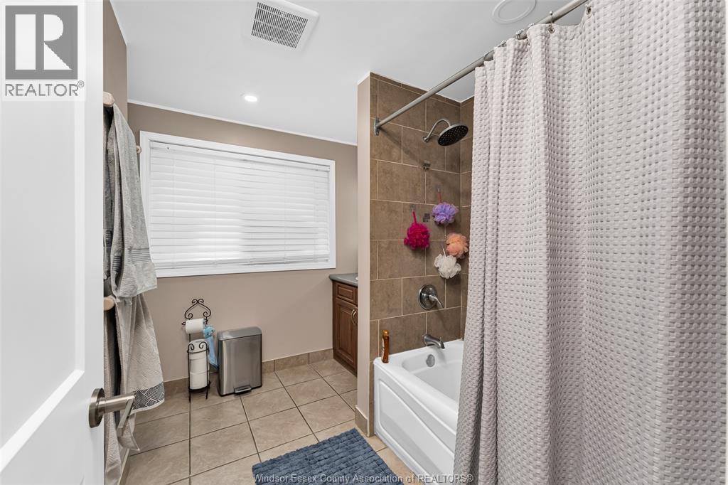 3038 BRIMLEY - 15