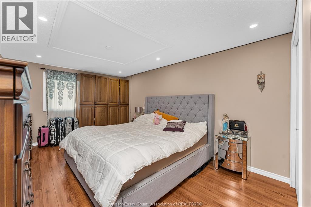 3038 BRIMLEY - 18