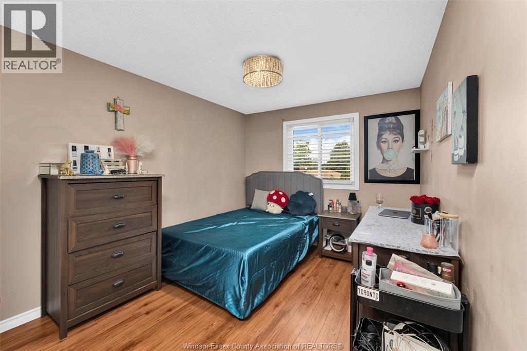 3038 BRIMLEY - 19