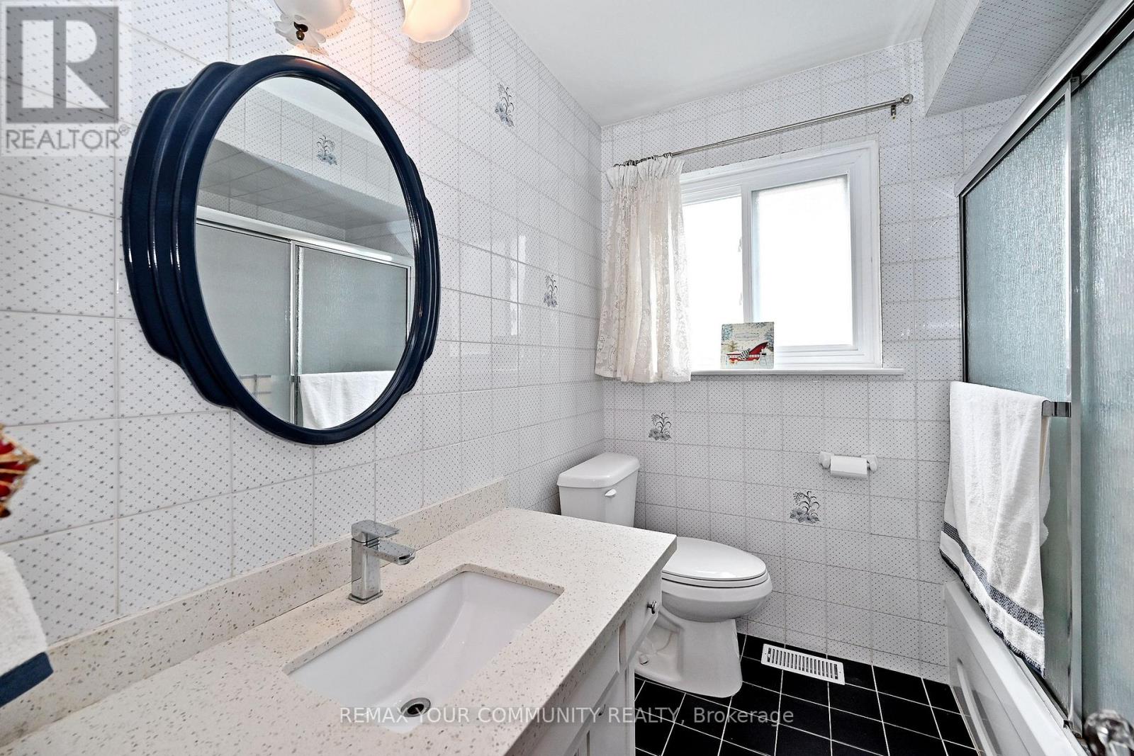 39 PRATTLEY DRIVE - 21