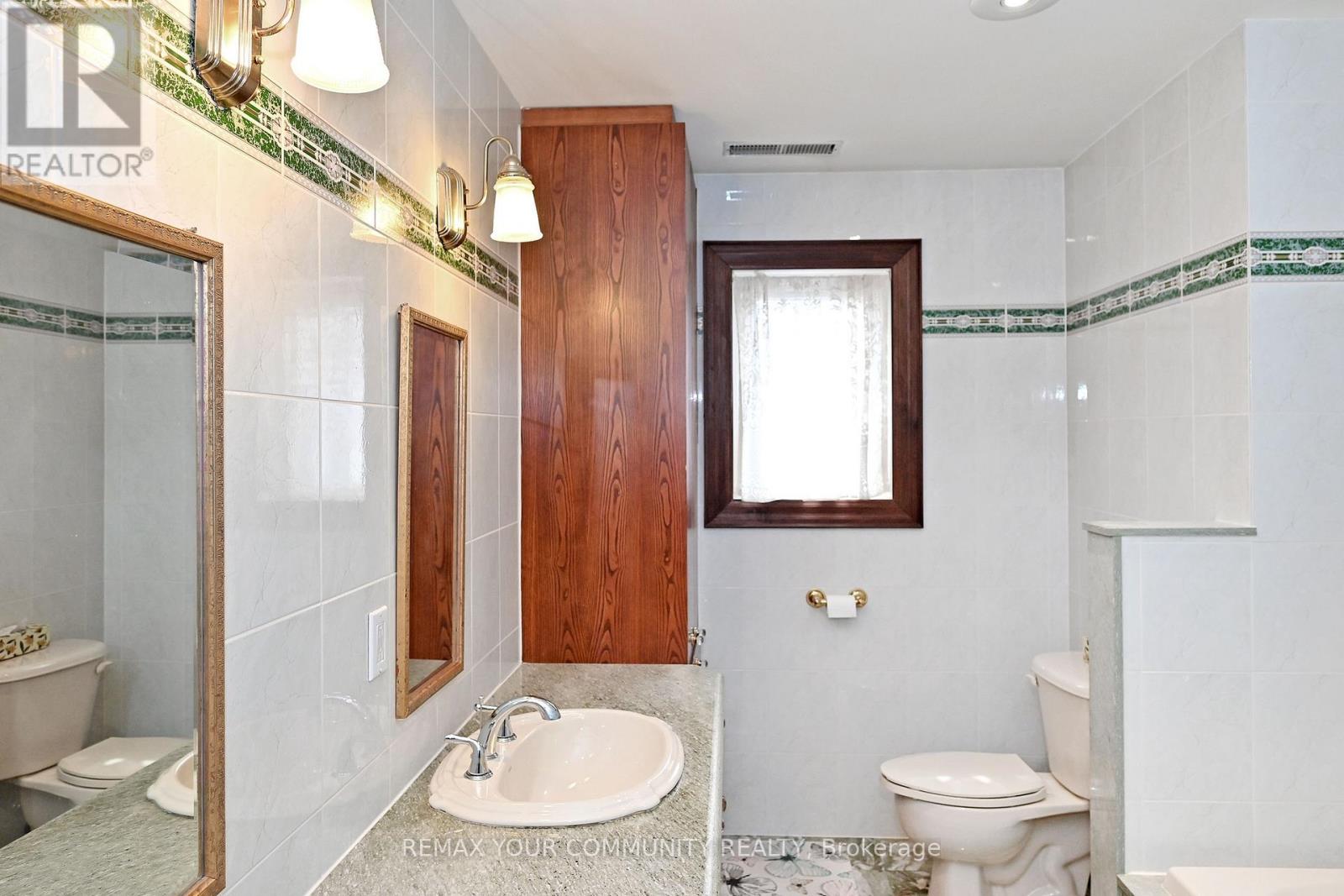39 PRATTLEY DRIVE - 24