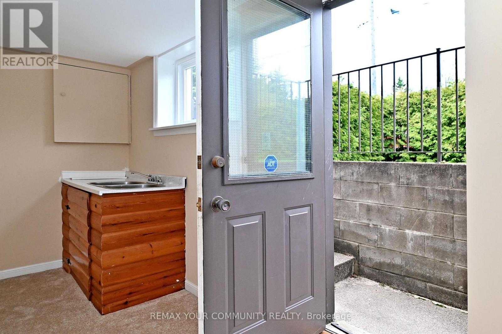 39 PRATTLEY DRIVE - 26