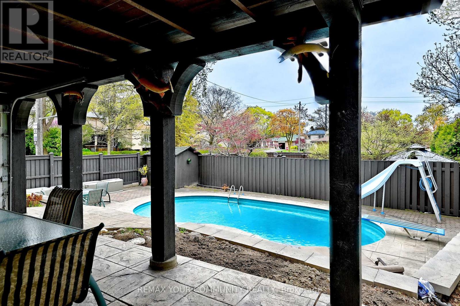 39 PRATTLEY DRIVE - 29