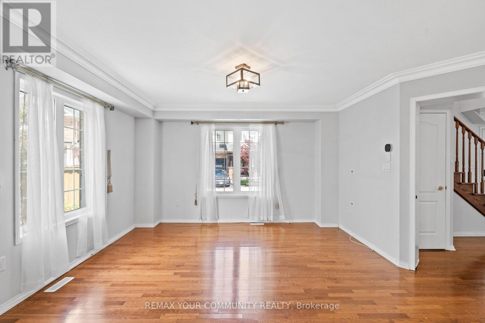 18 TELSTAR WAY - Image 11