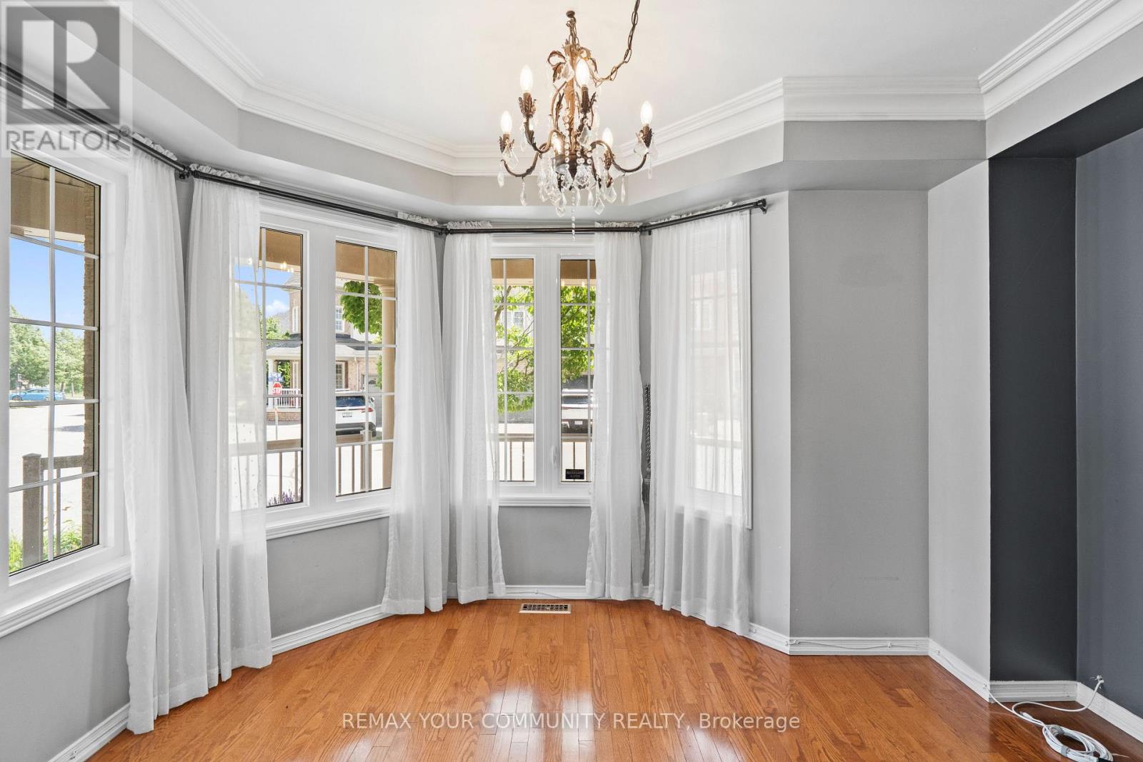 18 TELSTAR WAY - Image 15