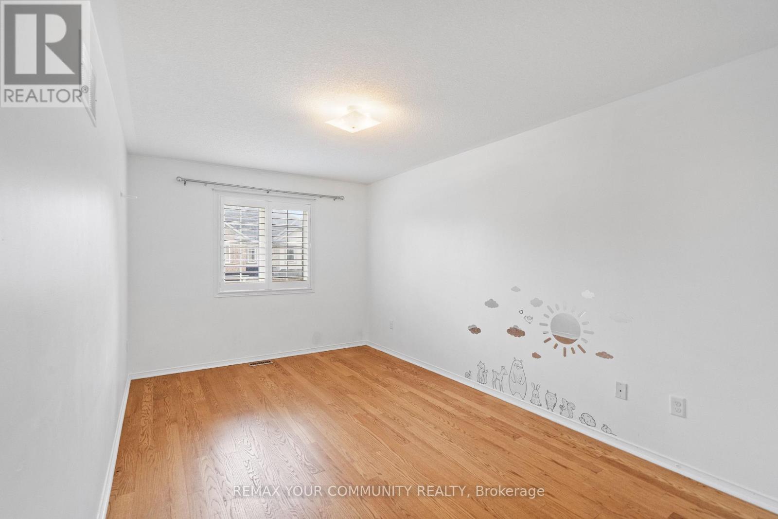 18 TELSTAR WAY - Image 27