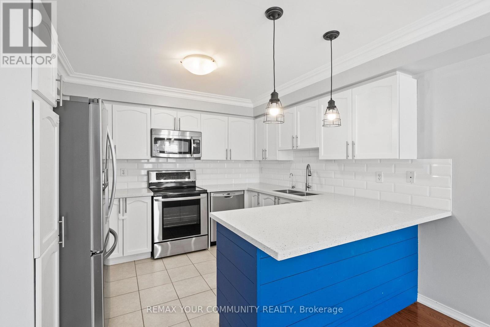 18 TELSTAR WAY - Image 3