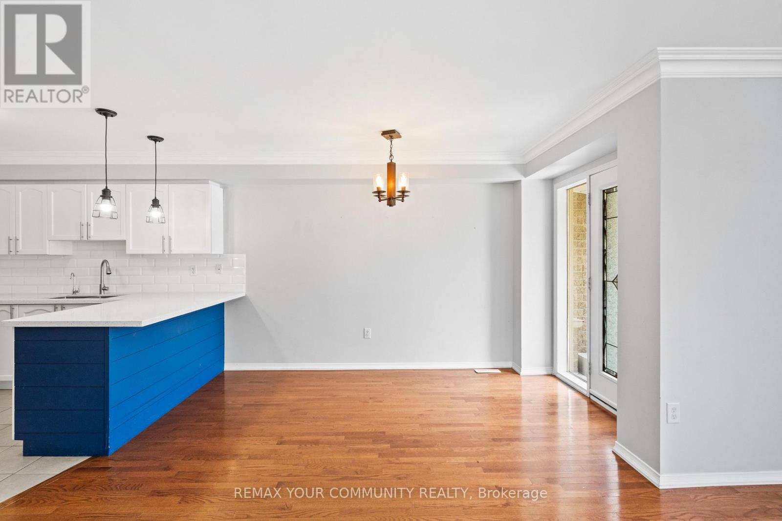 18 TELSTAR WAY - Image 9
