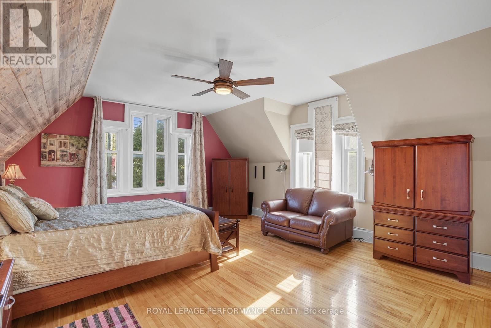 8 JOHN STREET - Image 24