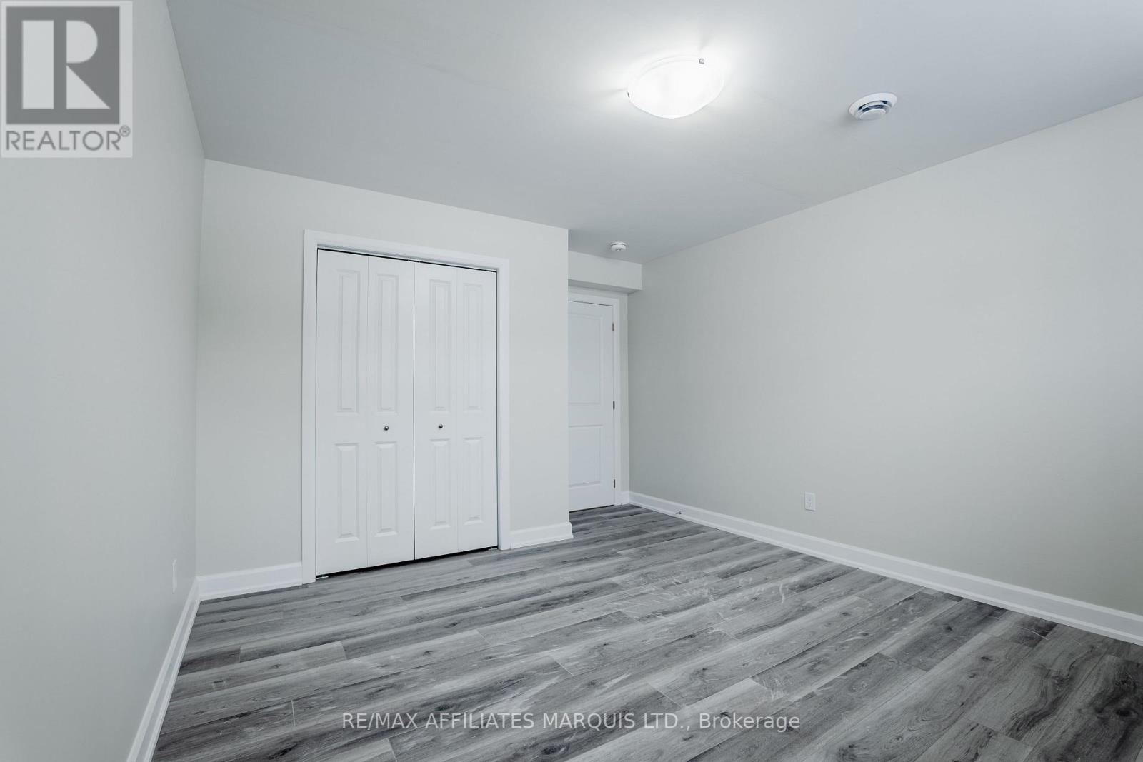 12 MULLIN DRIVE - 32