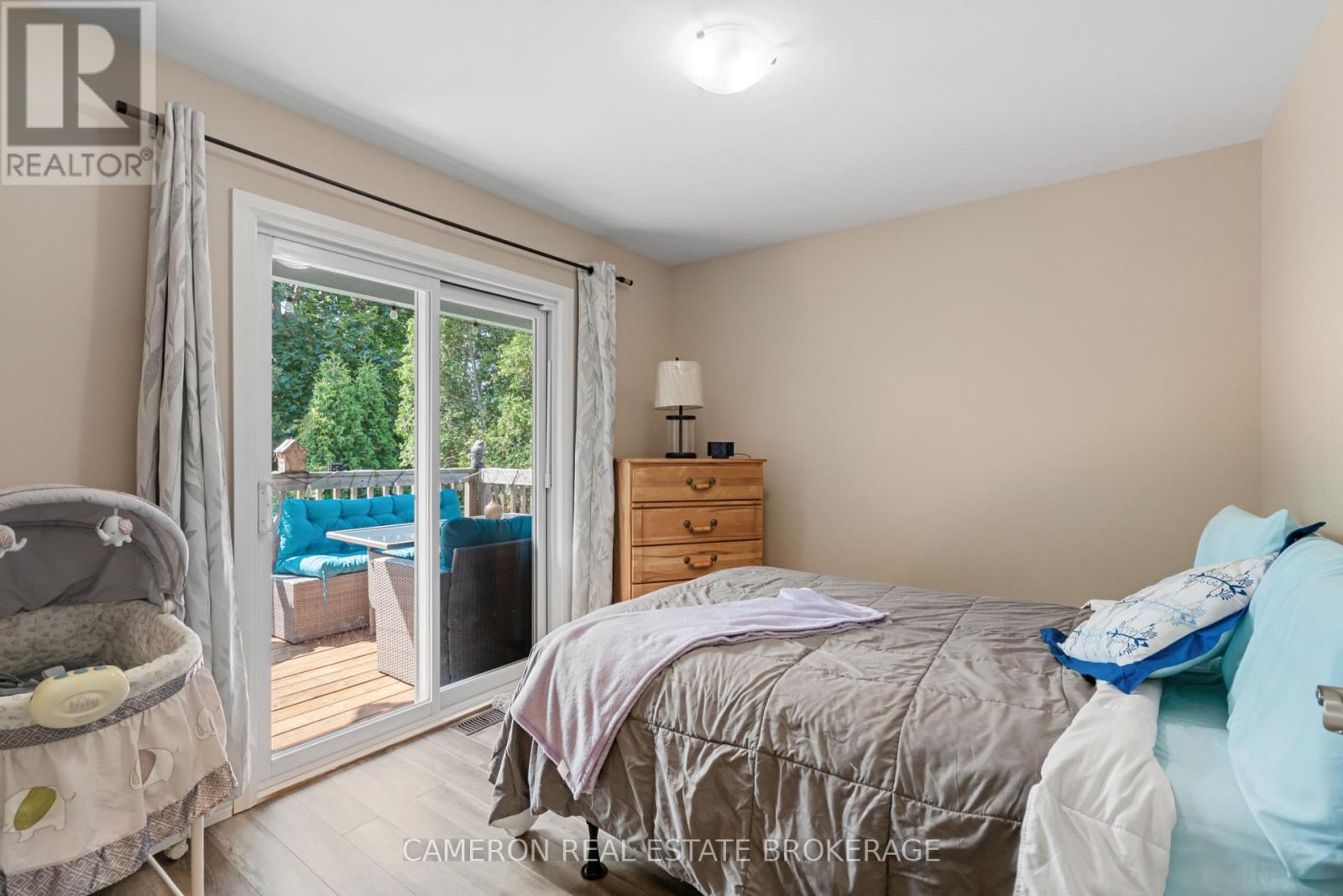 142 ELLEN AVENUE - 13