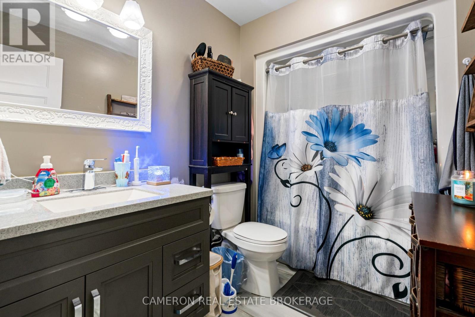 142 ELLEN AVENUE - 15