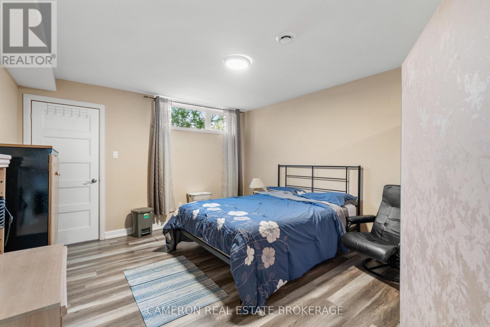 142 ELLEN AVENUE - 18