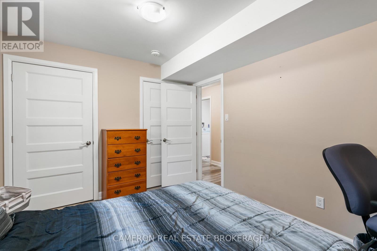 142 ELLEN AVENUE - 21