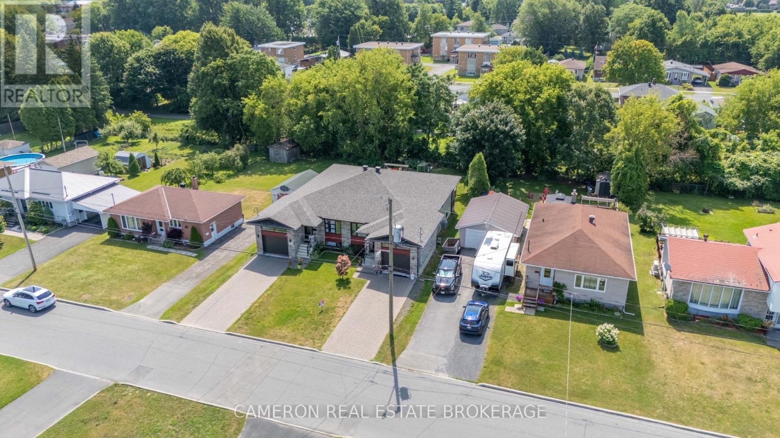 142 ELLEN AVENUE - 33