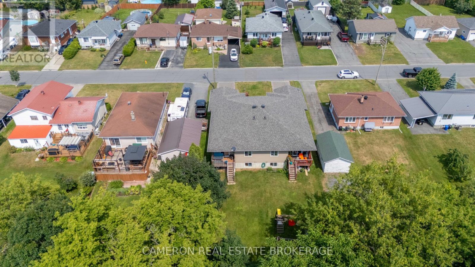 142 ELLEN AVENUE - 35