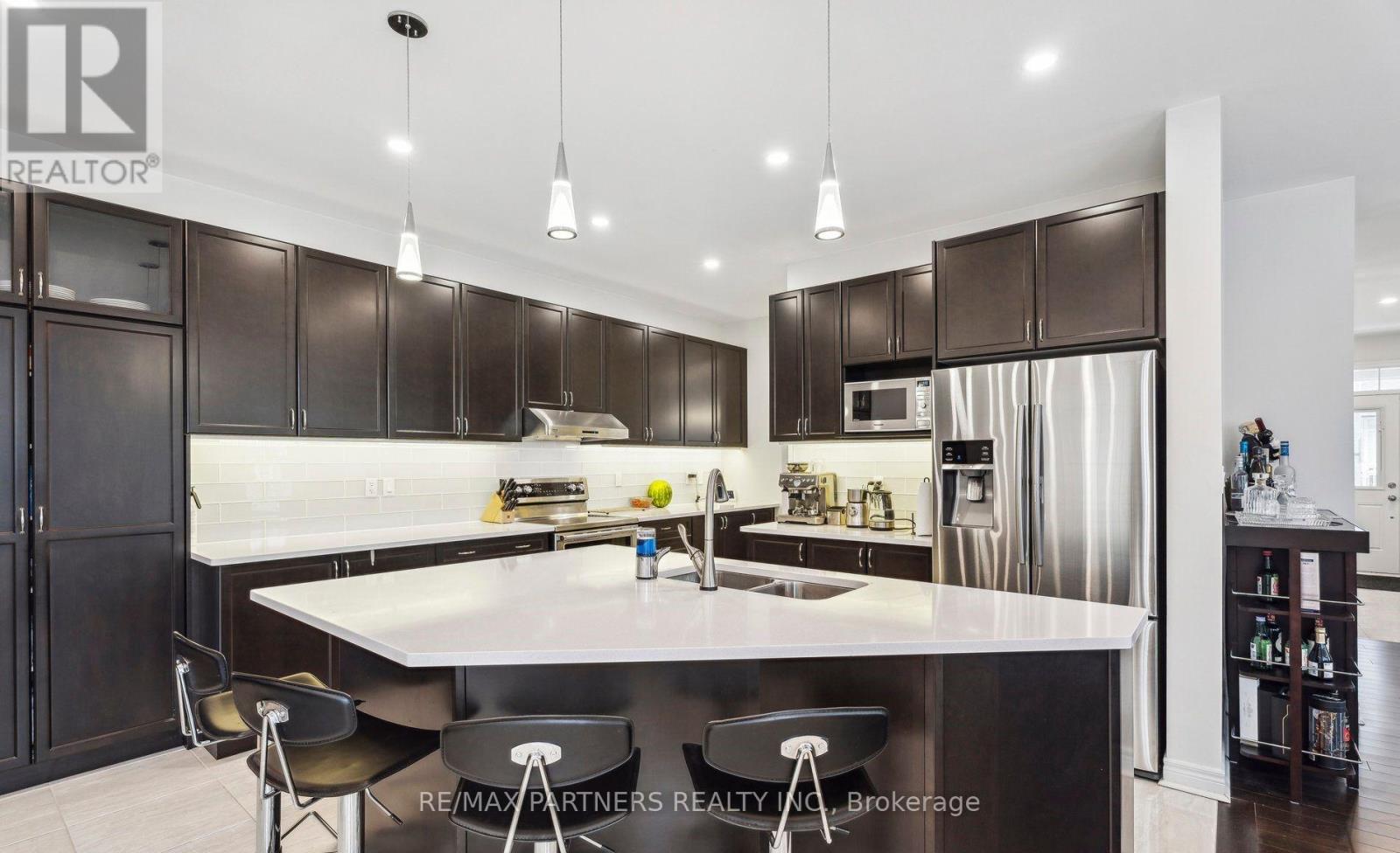 2 PORTIA STREET - 17